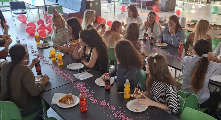 2i_Intro_Dinner_2024